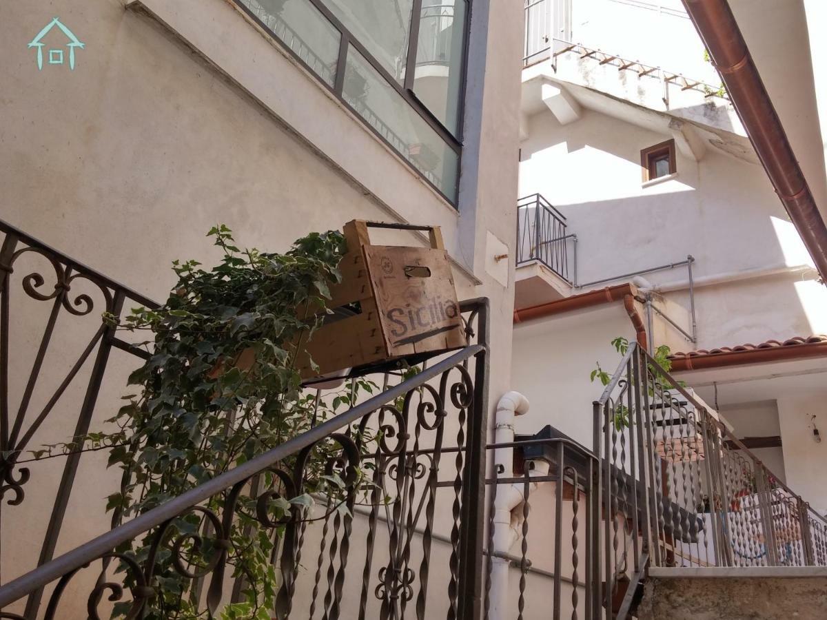Giuiuzzamia Villa Palermo Kültér fotó